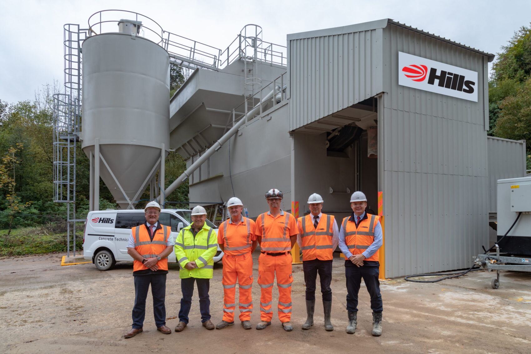 Hills Quarry Products opens eighth concrete plant
