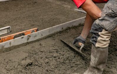 Floor screed