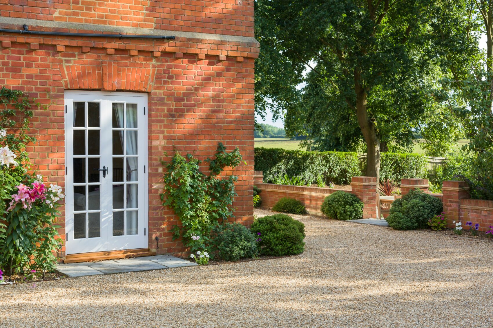 Why use Cotswold gravel for landscaping?